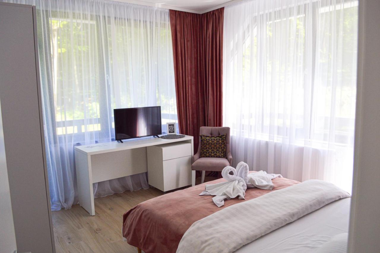 Baile Puturoasa Hotel Vama  Екстериор снимка